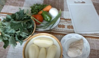 Ингредиенты для зеленого борща с крапивой